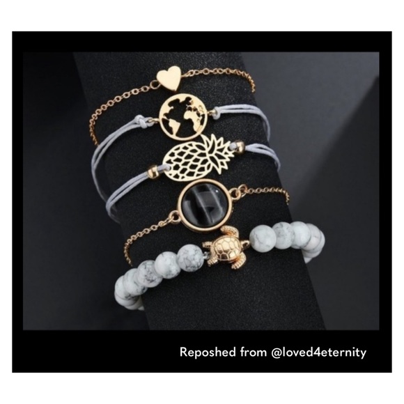 NEW Set of 5 Beautiful Charm Bracelets - Picture 1 of 3